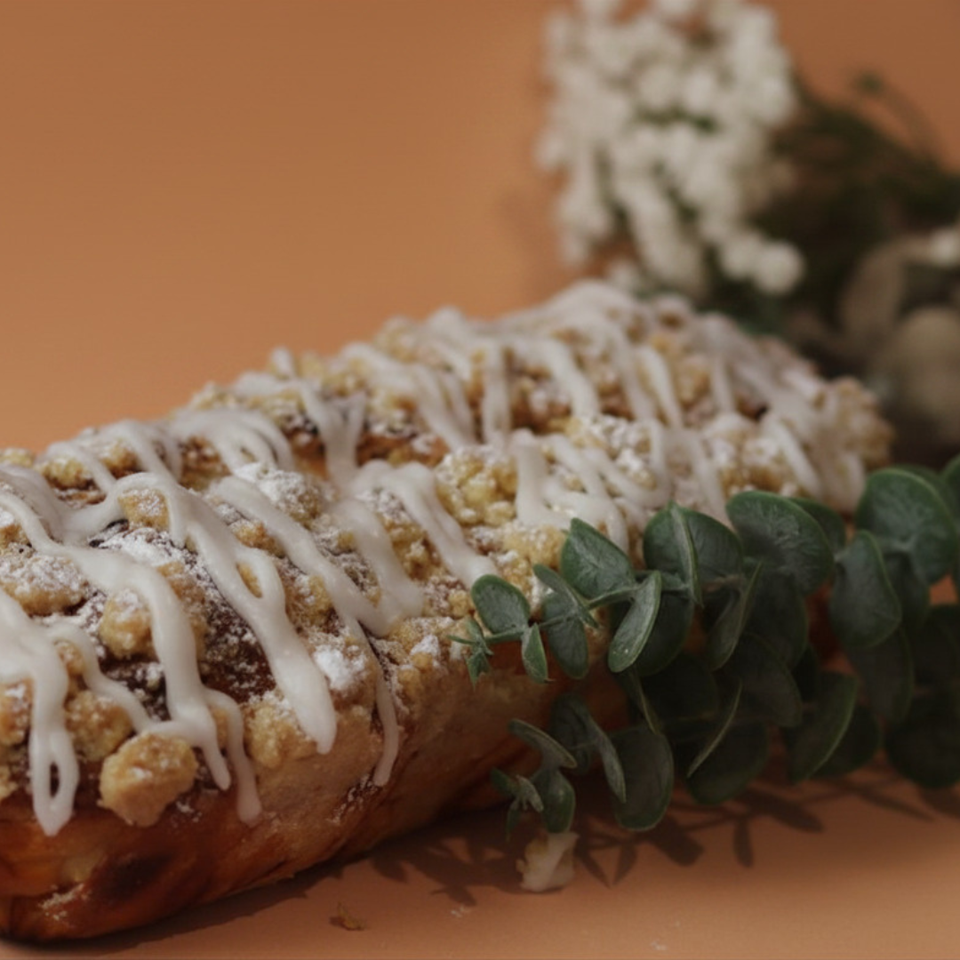 Large Classic Cheese Babka